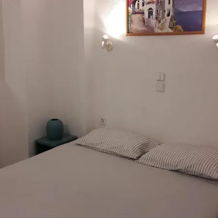 Beautiful 70 Meters From The Sea Apartment *